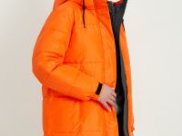 Стеганая утепленная куртка с капюшоном