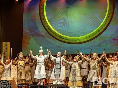 Спектакли, живое исполнение и стипендии олонхосутам. В Якутии пройдёт декада Олонхо