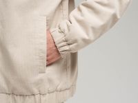 Легкий бомбер из вельвета с искусственным утеплите