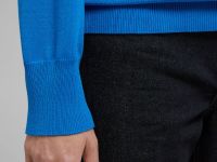 Джемпер с v-образным вырезом