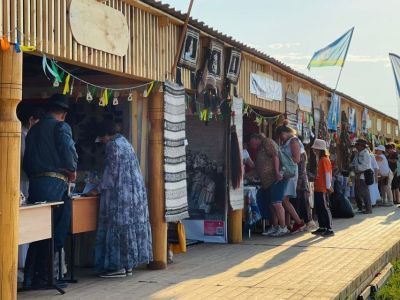 «Сделано в Якутии»: предприниматели со всей Якутии представили свои изделия на Ысыахе Олонхо