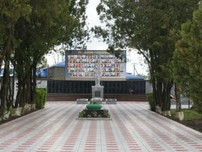 Братская могила воинов, павших в годы Великой Отечественной войны