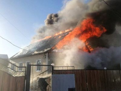 При пожаре в Нюрбинском районе погиб ребенок
