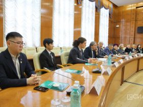 Вручены стипендии первого президента Якутии «Знанием победишь»