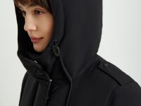 Пуховое пальто с капюшоном