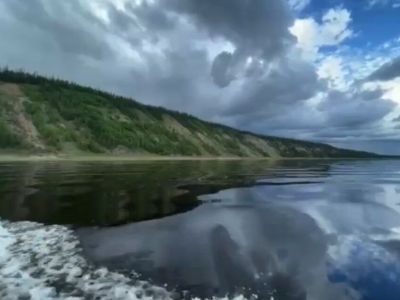 Около года в Сунтарском районе Якутии работает кемпинг на реке Вилюй