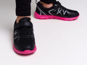 Кроссовки для девочек