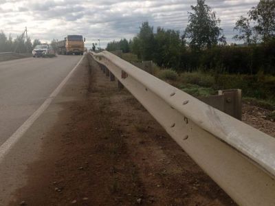 Пьяный мотоциклист опрокинулся на автодороге рядом с поселком Хатассы