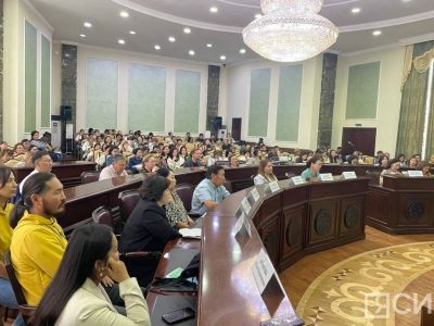 Проблемы и пути сохранения родного языка обсудили в Якутске