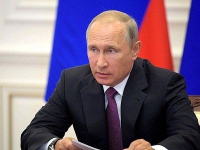 Владимир Путин провел совещание по паводку в Иркутской области