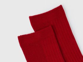 Носки в рубчик с содержанием вискозы, Красный