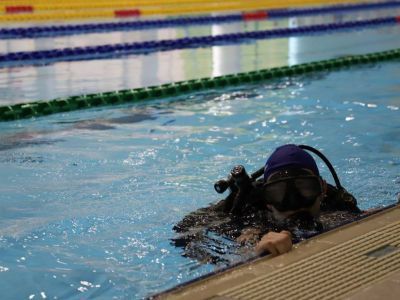 Водолазы обследовали дно бассейна «Чолбон» в Якутске