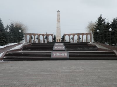 Памятник воинам-землякам, погибшим в ВОВ 1941-45 гг.