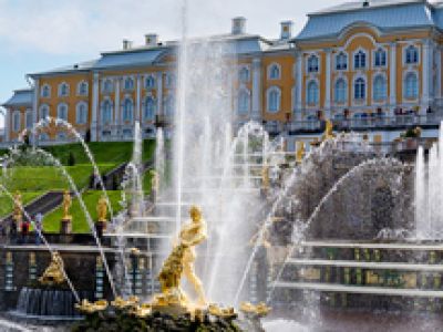 Дворцы и фонтаны Петергофа. Автобус + метеор