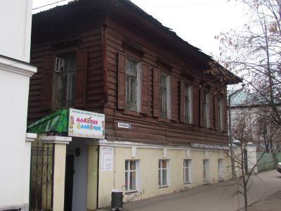 Дом жилой Лезовых