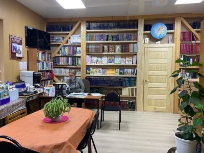 Полянская сельская библиотека
