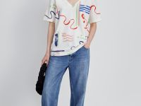 Футболка с абстрактным принтом