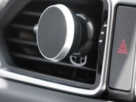 Держатель автомобильный Akai