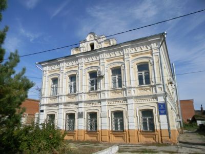 Дом хлеботорговца П.И.Смирнова с оградой