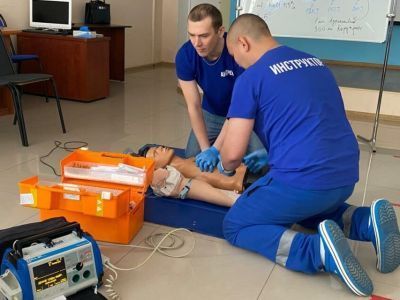 Медперсонал РКБ №3 совершенствует навыки по сердечно-легочной реанимации 