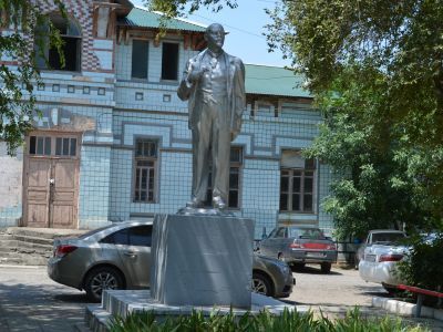 Памятник В.И.Ленину