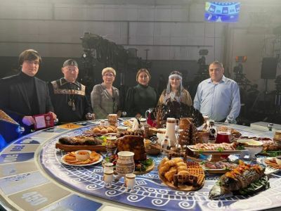 Якутский хомусист-виртуоз Спиридон Шишигин принял участие в телепередаче «Поле чудес»