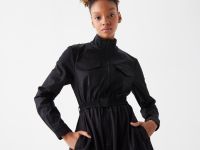 Женское платье Lacoste свободного кроя с поясом