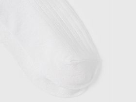 Носки в рубчик с содержанием вискозы, Белый