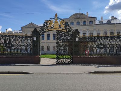 Ограда с воротами