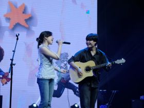 Картонная битва, аниме-косплеи и музыка: в Якутске прошёл фестиваль «Хотон»