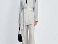 Жакет изо льна с поясом и карманами