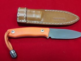 Нож с фиксированным клинком LionSteel M1 GOR, сталь M390, рукоять G10, оранжевый