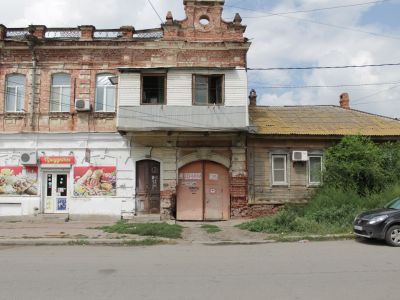 Дом жилой с лавками Иванова Н.В. (Дадашева И.Д.), кон. XIX в.