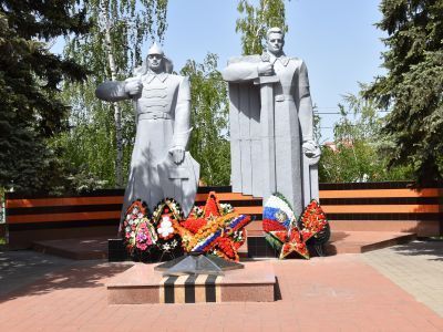 Памятник землякам, погибшим в годы Великой Отечественной войны