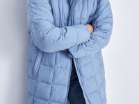 Пуховое пальто с капюшоном