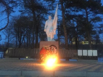 Братская могила воинов Советской Армии, павших смертью храбрых в 1941 - 1945 гг.