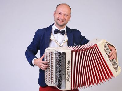 Билеты на Музыкальное оливье (Белый зал Политехнического университета) / Концерт | Афиша | ИнфоТаймс