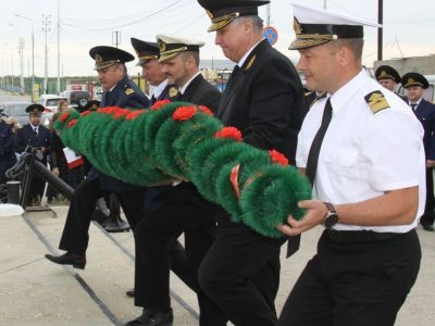 День работников морского и речного флота ЛОРП встречает с положительным результатом