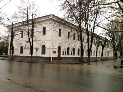 Здание главного корпуса