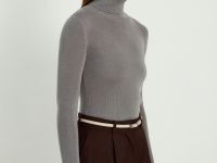 Джемпер женский прямого силуэта