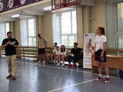 Детей спортивных школ Якутска обучают баскетболу 3х3