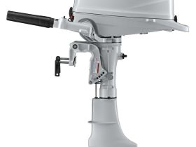 4х-тактный лодочный мотор SUZUKI DF6AS. белый