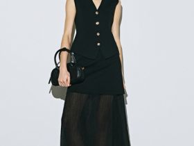 Жилет на пуговицах, Черный