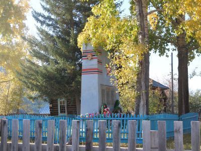 Обелиск землякам павшим в Великой Отечественной войне