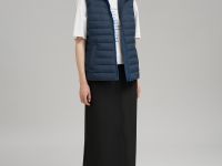 Стеганый пуховый жилет