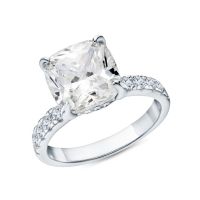 Серебряное кольцо с фианитами
