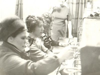 Историю  создают  люди: одна из первых связистов Мирного Мария Килина