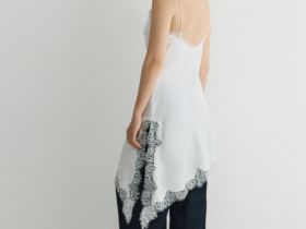 Асимметричный топ O'STIN х Яндекс Музыка x «Сироткин», Белый