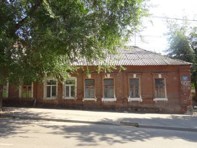 Одноэтажный флигель