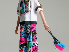 Фуфайка трикотажная для девочек (футболка)